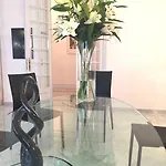 Ξενοδοχείο με διαμερίσματα Maison Lamartine -