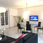 Ξενοδοχείο με διαμερίσματα Maison Lamartine - 4*